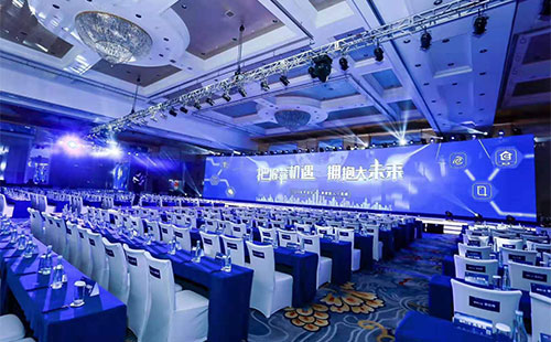 舞臺(tái) 舞臺(tái)